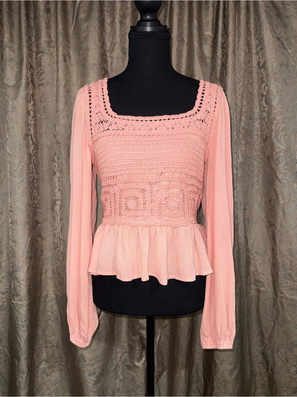 easel Light Pink Crochet Peplum Blouse